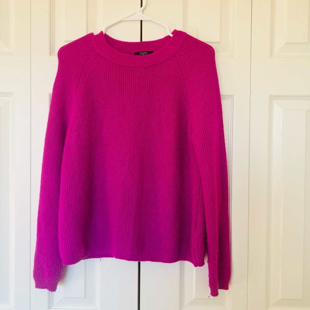 Tahari Fuchsia Women's Crew Neck Sweater